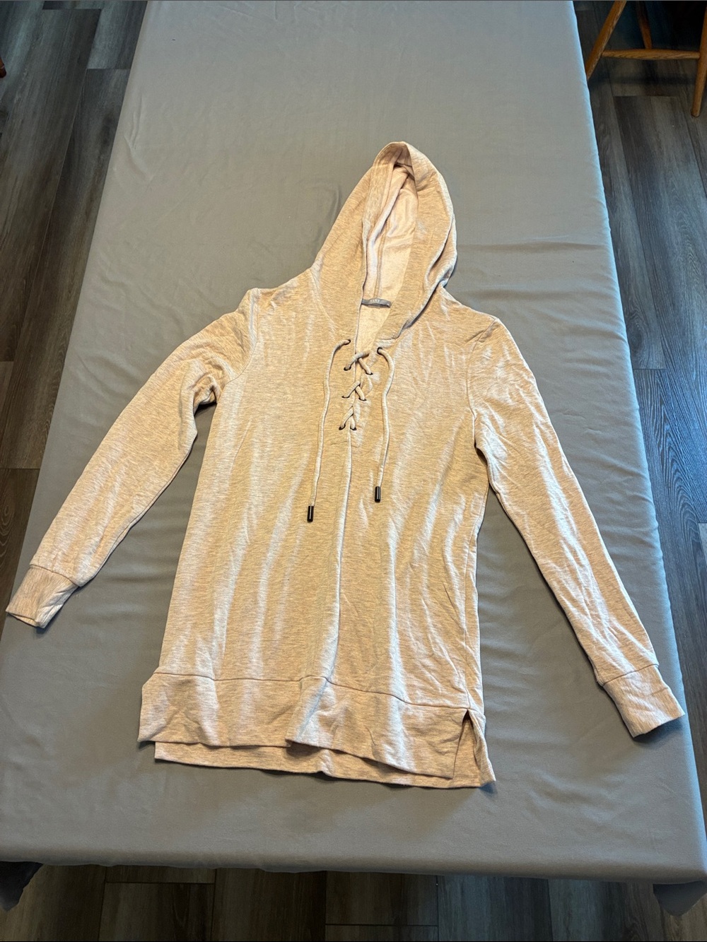 Tart Lace-Up Hoodie in Light Pink